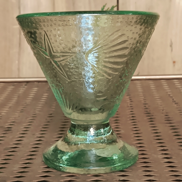 Recycled Art Glass Martini 🍸 shaped glass - Picture 1 of 5
